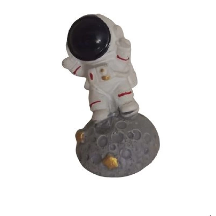 Aydaki Astronot