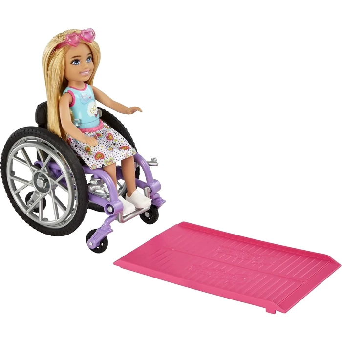 Barbie Chelsea Bebek ve Tekerlekli Sandalye