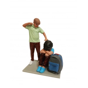 Akran Zorbalığı- Çantalı Çocuk