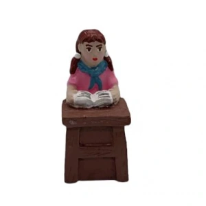 Ders Çalışan Kız