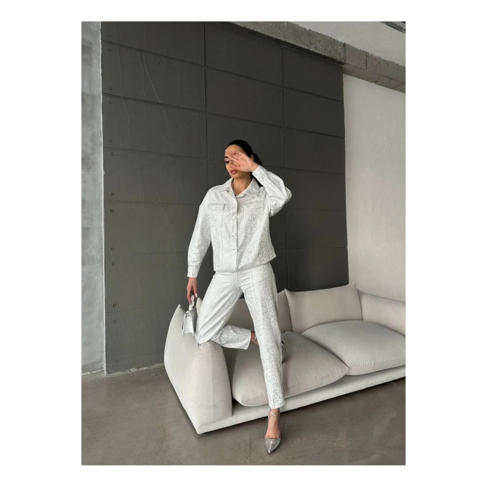 Gümüş Varaklı Beyaz Gabardin Takım