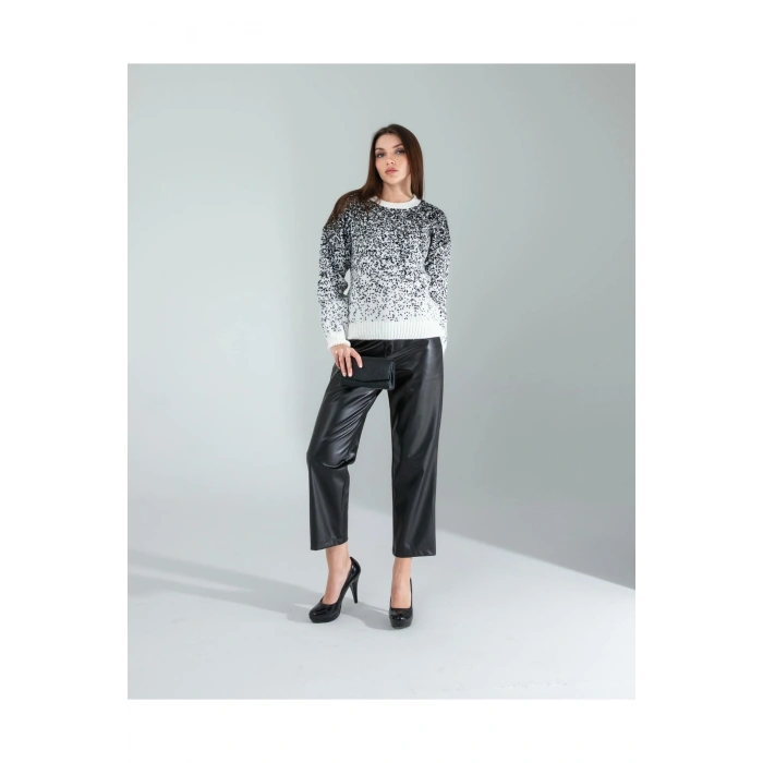 Siyah Kar Tanesi Desenli Triko Kazak