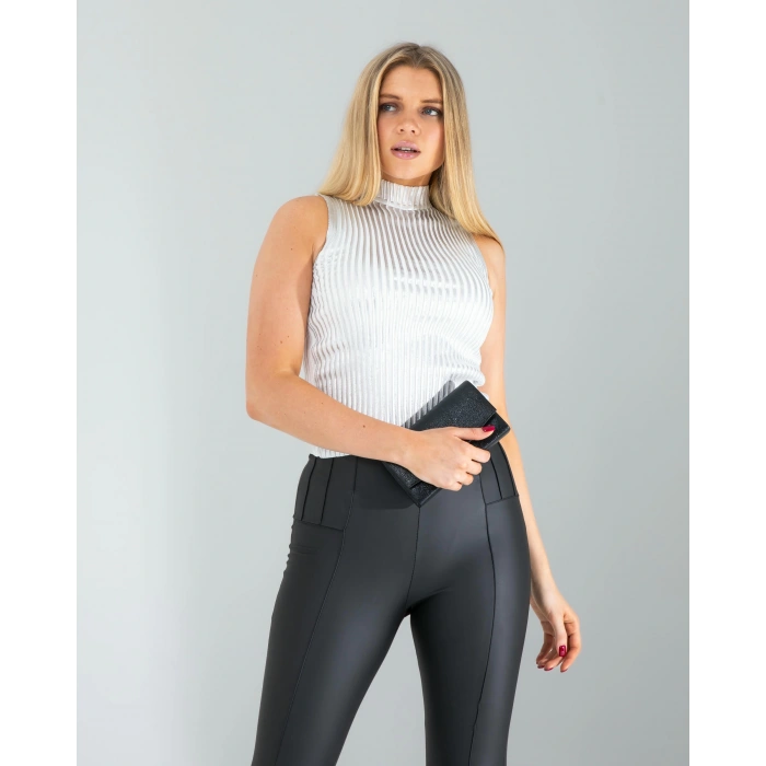 Beyaz Bisiklet Yaka Varaklı Triko