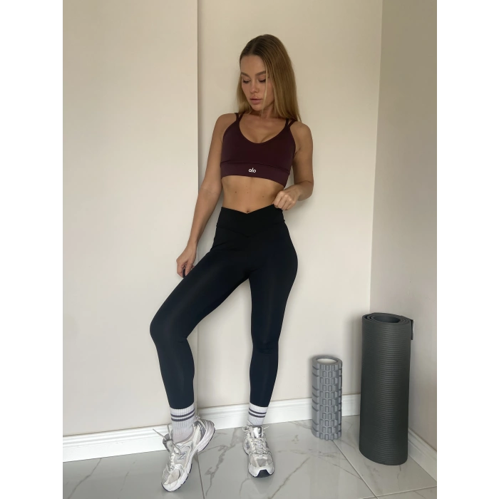 Bordo Çapraz Askılı Pedli Spor Büstiyer