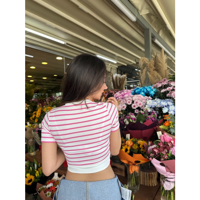 Fuşya Çizgili Manşet Detay T-Shirt