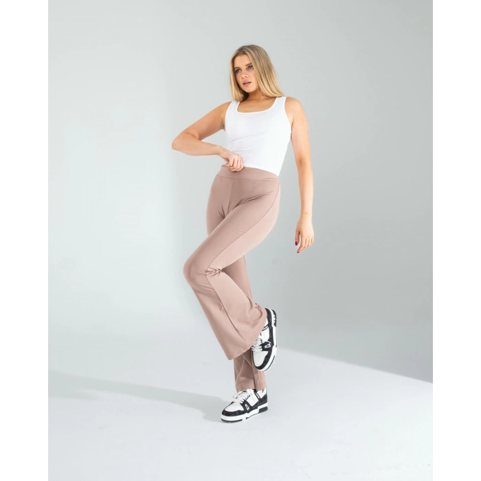 Beyaz Kare Yaka Basic Bluz