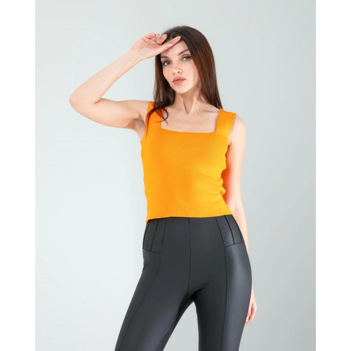 Turuncu Kare Yaka Kalın Askı Triko Crop Bluz