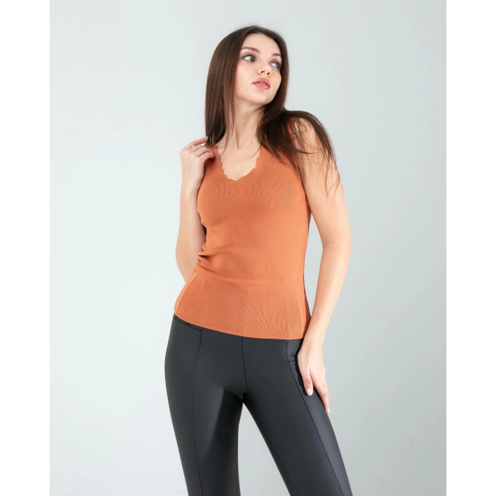 Kahve Merdiven Yaka Kalın Askı Crop Bluz