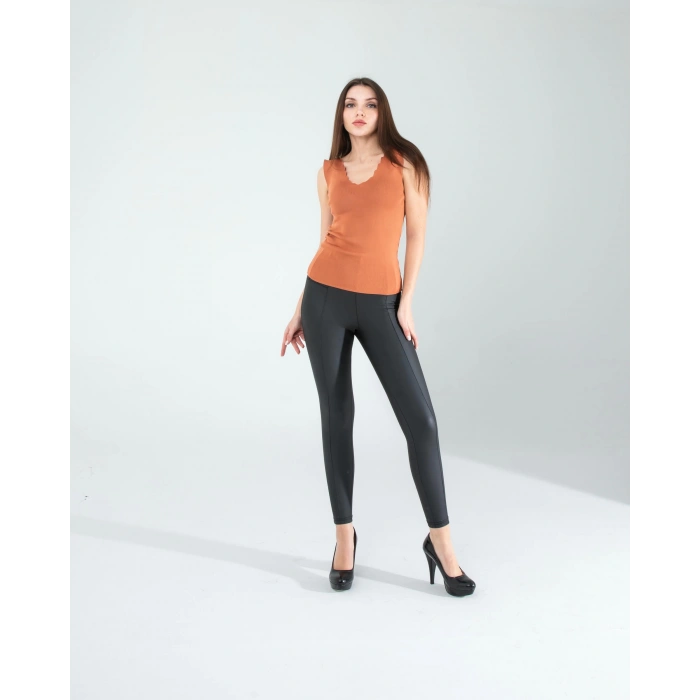 Kahve Merdiven Yaka Kalın Askı Crop Bluz