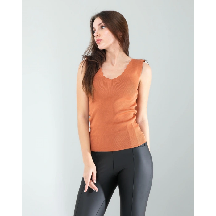 Kahve Merdiven Yaka Kalın Askı Crop Bluz