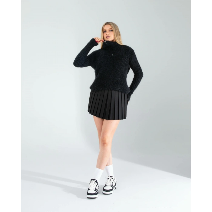 Siyah Fermuarlı Sakal Triko