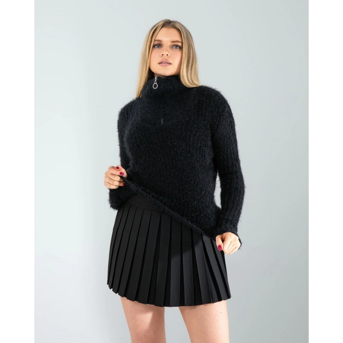 Siyah Fermuarlı Sakal Triko