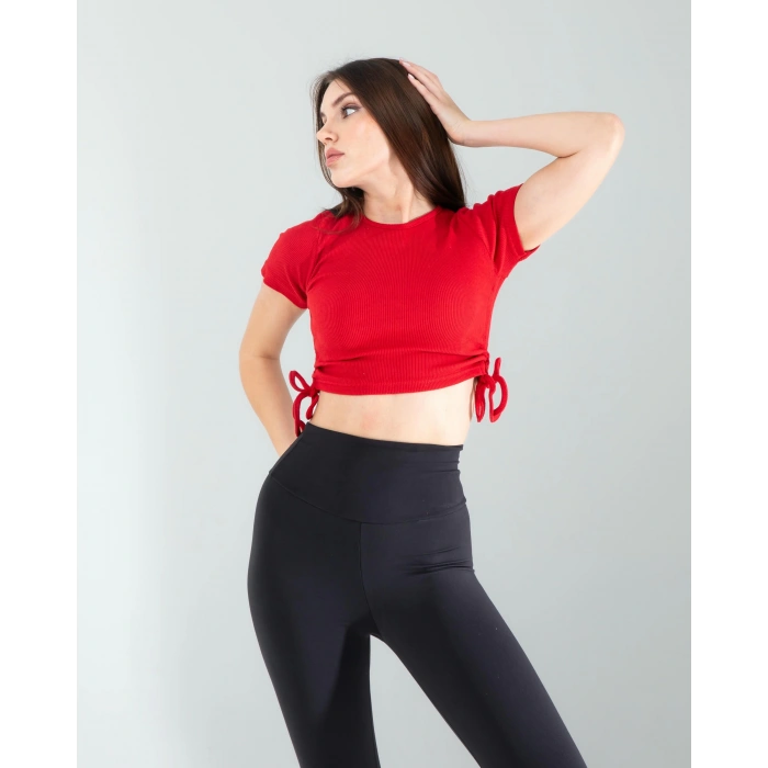 Kırmızı Yandan Büzgülü Crop