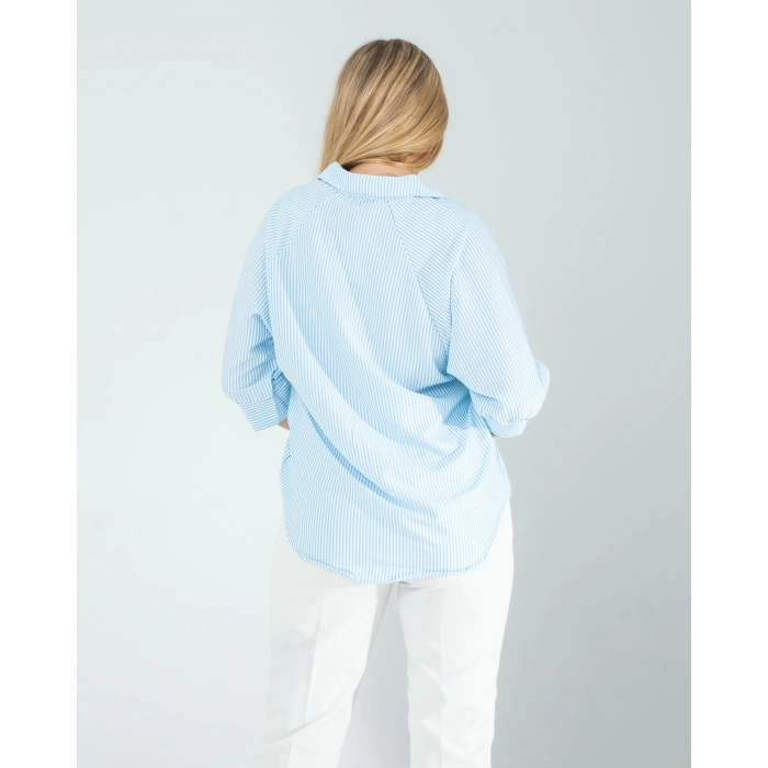 Yarım Düğme Mavi Çizgili Beyaz Gömlek