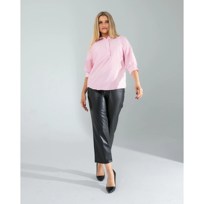 Yarım Düğme Pembe Çizgili Beyaz Gömlek