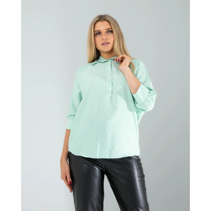 Yarım Düğme Yeşil Çizgili Beyaz Gömlek