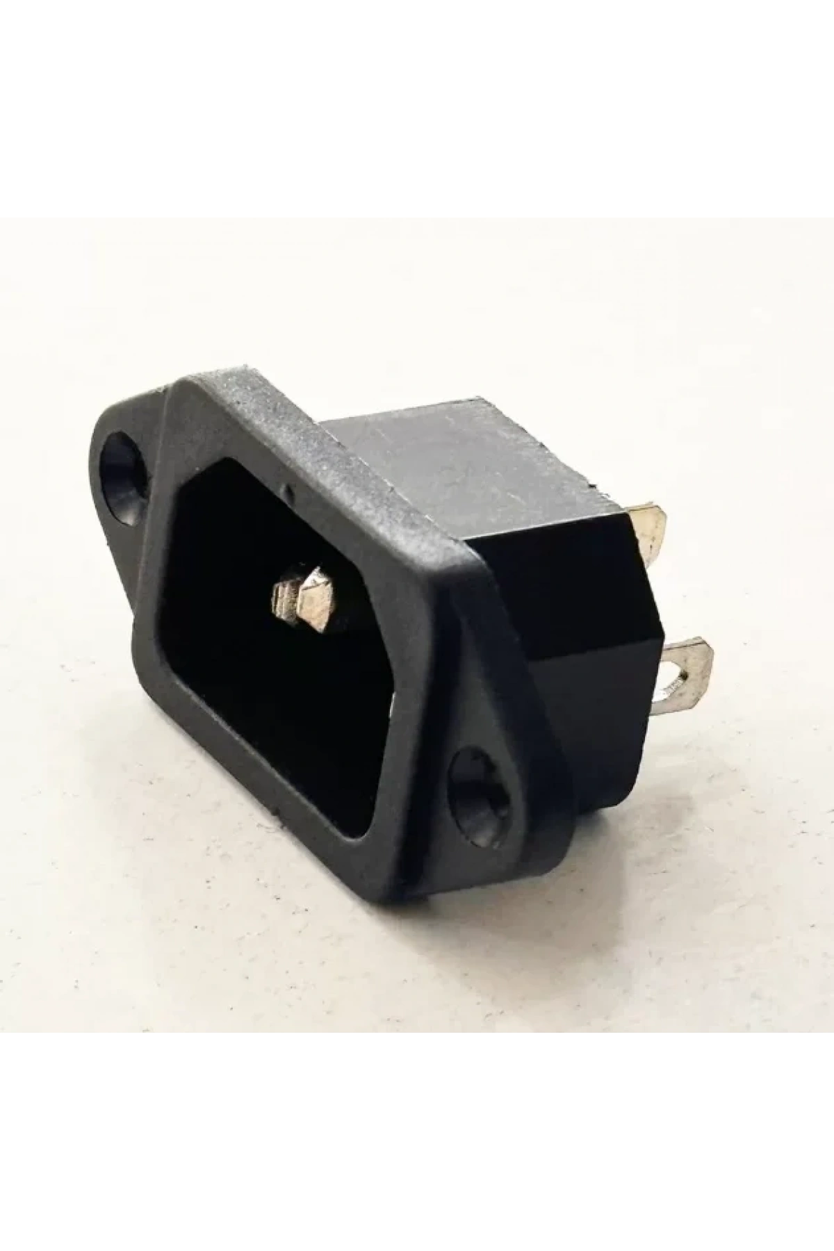 Ferrino Çay Toplama Makinesi Güç Bağlantı Soketi