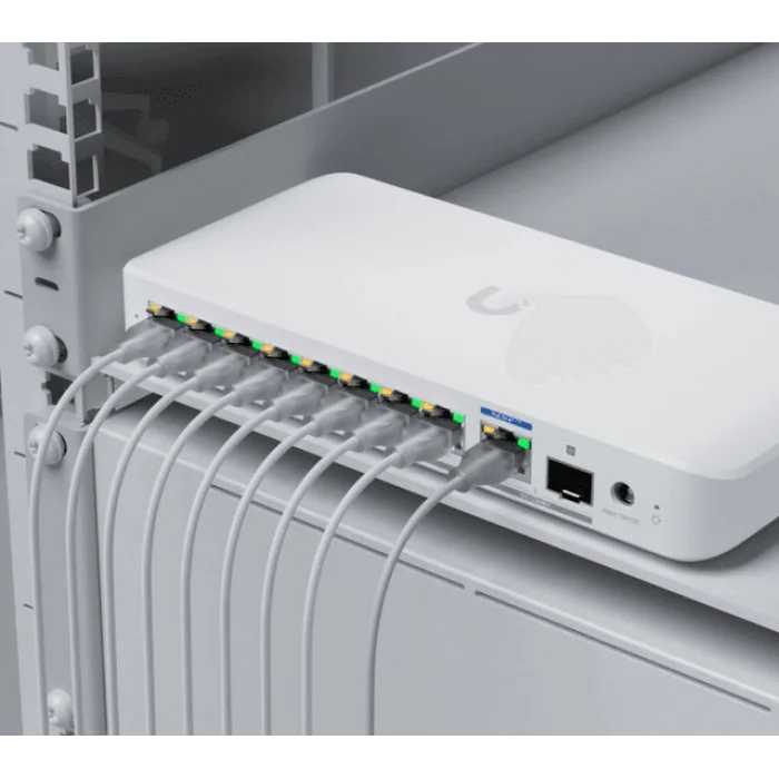 Ubiquiti UniFi USW Flex 2.5G 8 PoE | 8 Port 2.5G Ethernet | 1 Port Combo 10G SFP+ & 10Gbe Ethernet PoE in Swtich