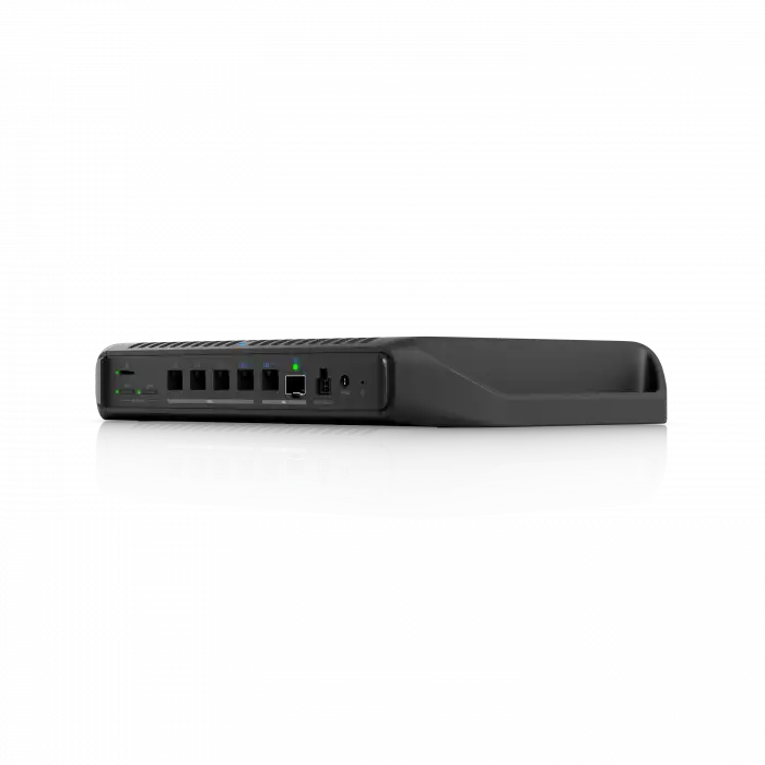 Ubiquiti UniFi Cloud Gateway Industrial (UCG-Industrial) | WiFi 7 Endüstriyel Ağ Geçidi