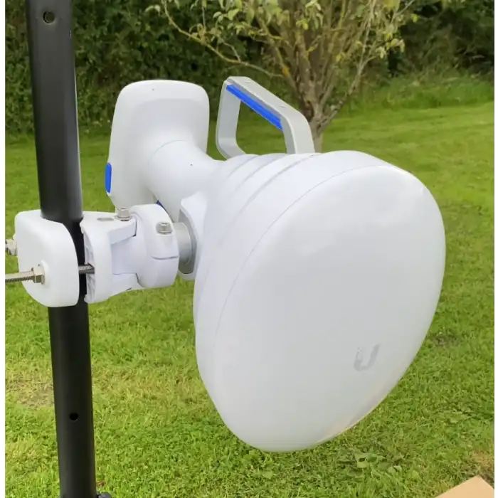 Ubiquiti UISP Horn Anten | Wave MLO 5 Uyumlu 6 GHz PtMP & PtP (Gürültü Kalkanı)
