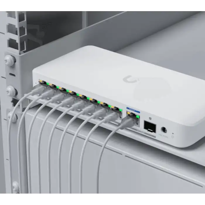 Ubiquiti UniFi USW Flex 2.5G 8 PoE | 8 Port 2.5G Ethernet | 1 Port Combo 10G SFP+ & 10Gbe Ethernet PoE in Swtich