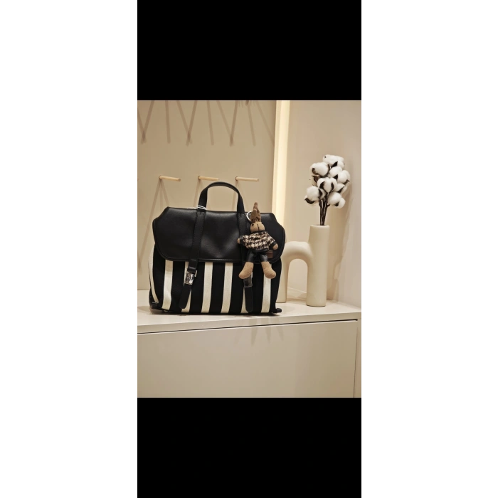 SİYAH BEYAZ ÇİZGİLİ ÇANTA Y6458