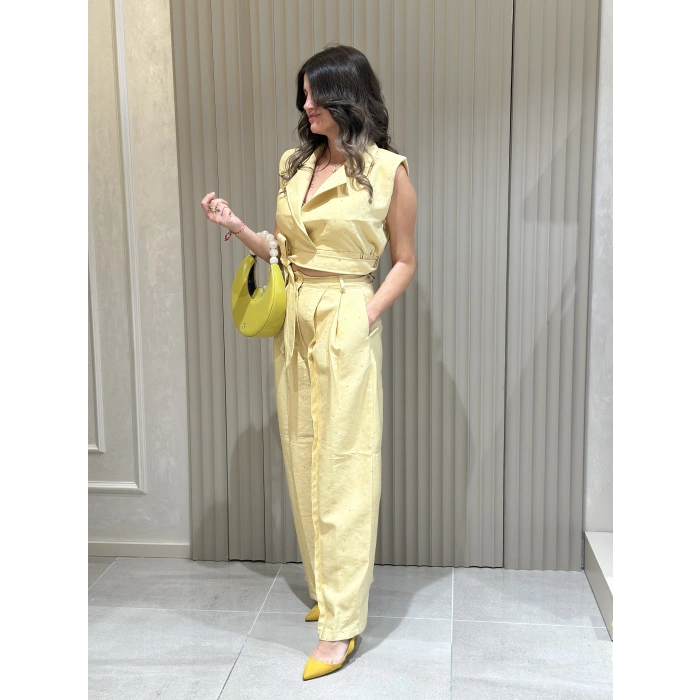 SARI TAŞLI YELEK PANTOLON TAKIM CRM