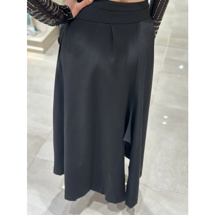 SİYAH TASARIM ETEK W3