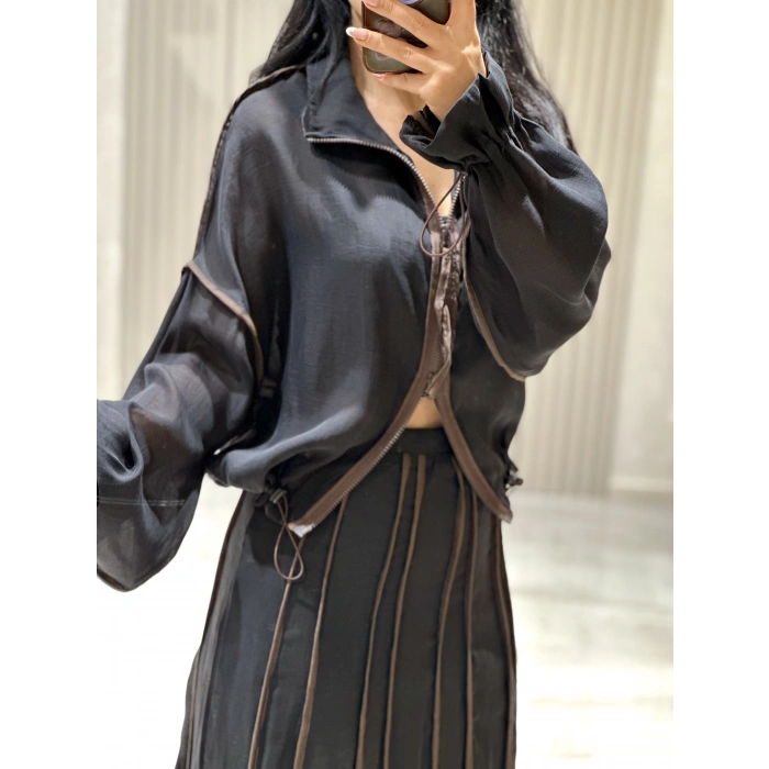 SİYAH ETEKLİ CEKET TAKIM