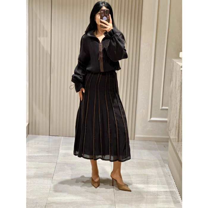 SİYAH ETEKLİ CEKET TAKIM