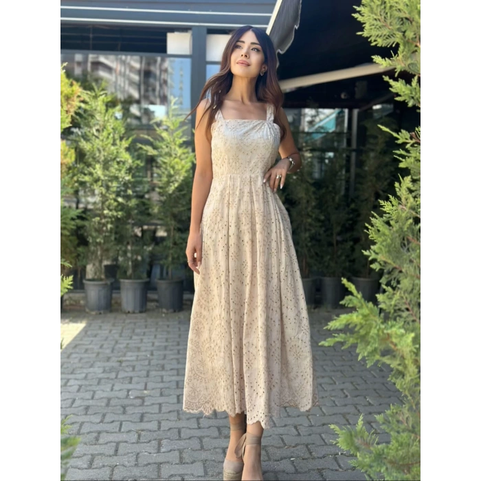 BEJ RENGİ FİSTO ELBİSE