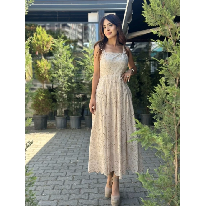 BEJ RENGİ FİSTO ELBİSE