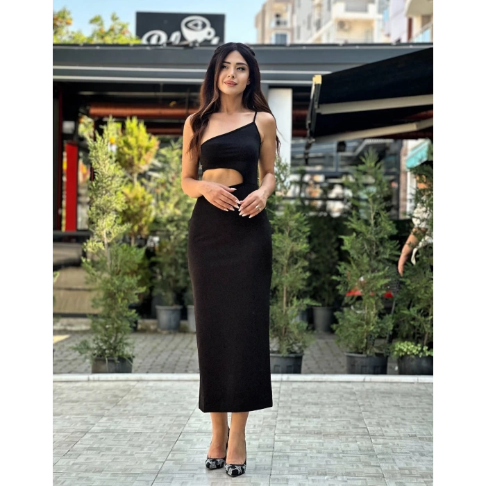 BEL DEKOLTELİ SİYAH ELBİSE