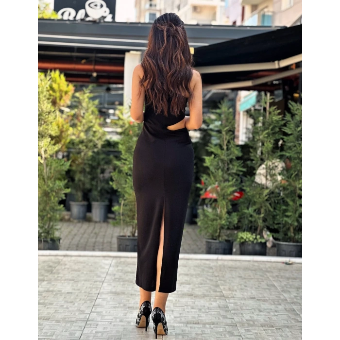 BEL DEKOLTELİ SİYAH ELBİSE