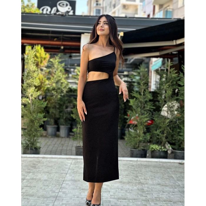 BEL DEKOLTELİ SİYAH ELBİSE