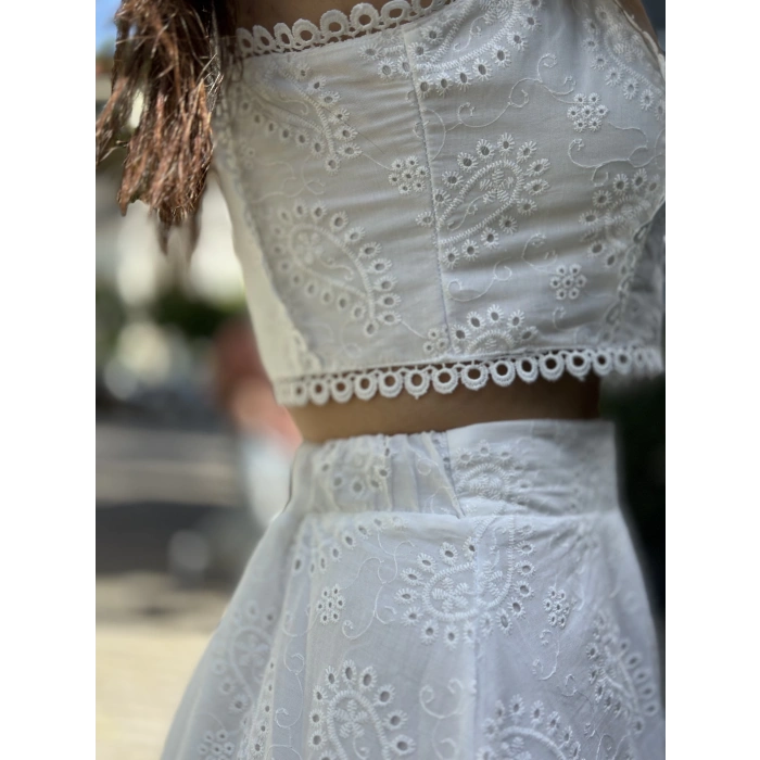 BEYAZ FİSTO ETEK BLUZ TAKIM