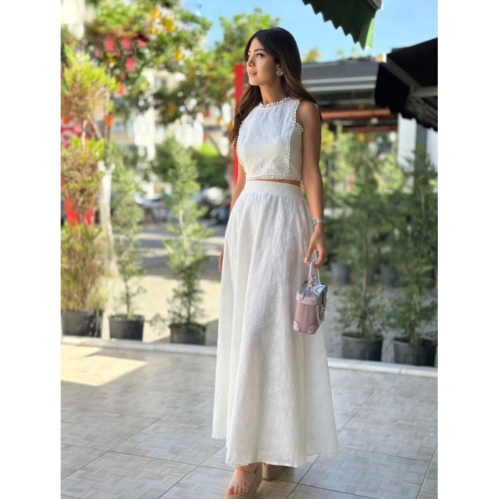 BEYAZ FİSTO ETEK BLUZ TAKIM