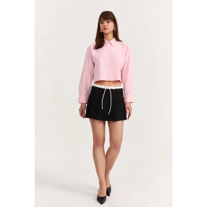 BEYAZ KEMER DETAYLI ŞORTLU ETEK