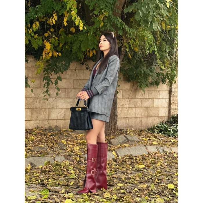 BORDO TAŞ İŞLEMELİ ŞORT