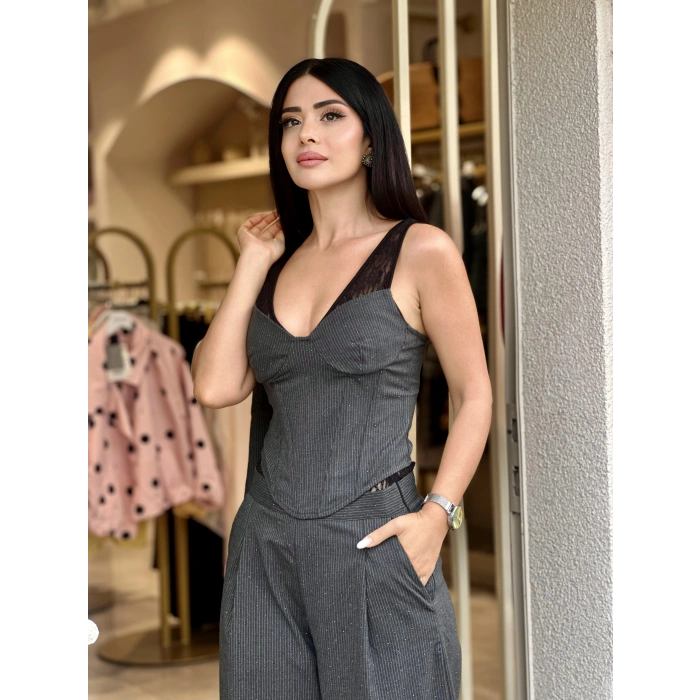 ÇİZGİLİ IŞILTILI TASARIM BÜSTİYER