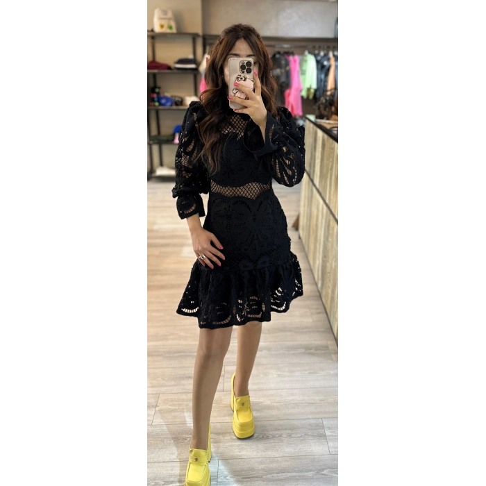 Dantelli Siyah Elbise