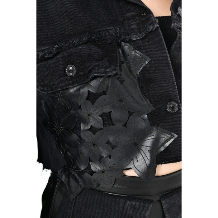 DERİ ÇİÇEK DETAYLI JEAN CEKET