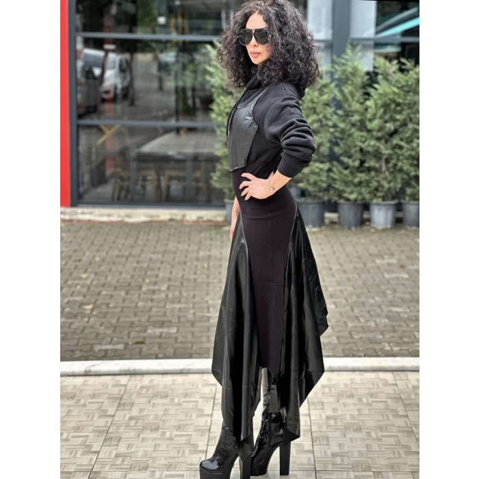 DERİ DETAY KAPUŞONLU ELBİSE