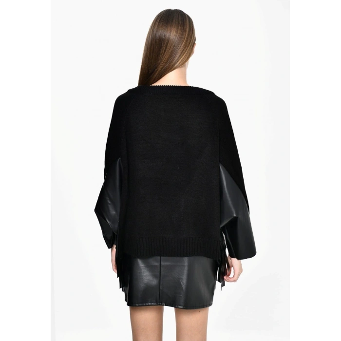 DERİ PÜSKÜL DETAY TRİKO KAZAK