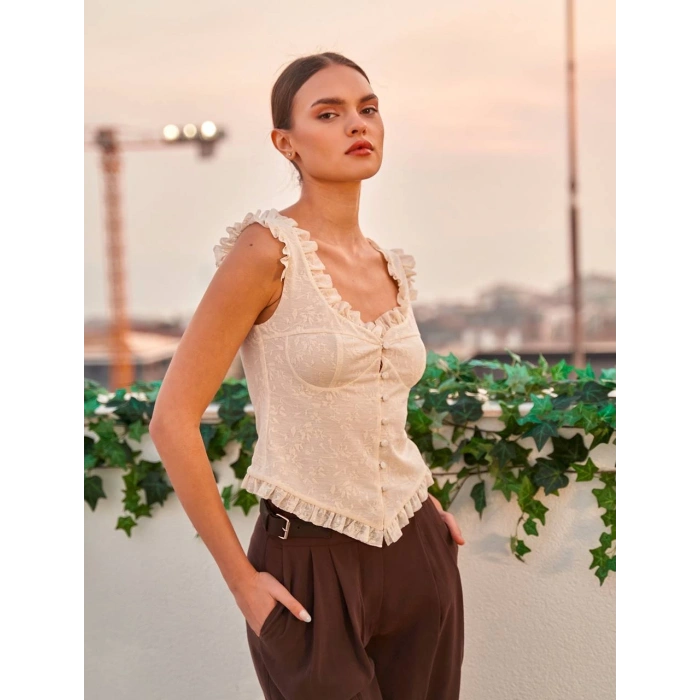 FIRFIR DETAYLI DANTEL BLUZ