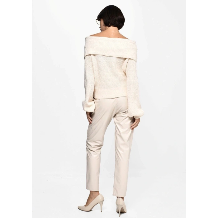 GOLD BONCUK DETAYLI EKRU TRİKO