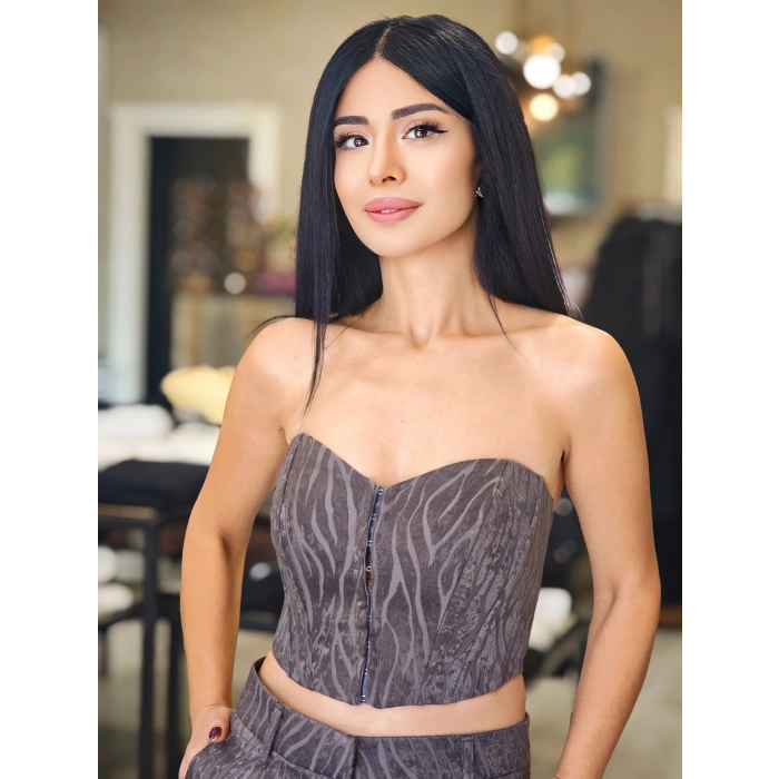 GRİ SATEN VE KADİFE DOKULU BÜSTİYER