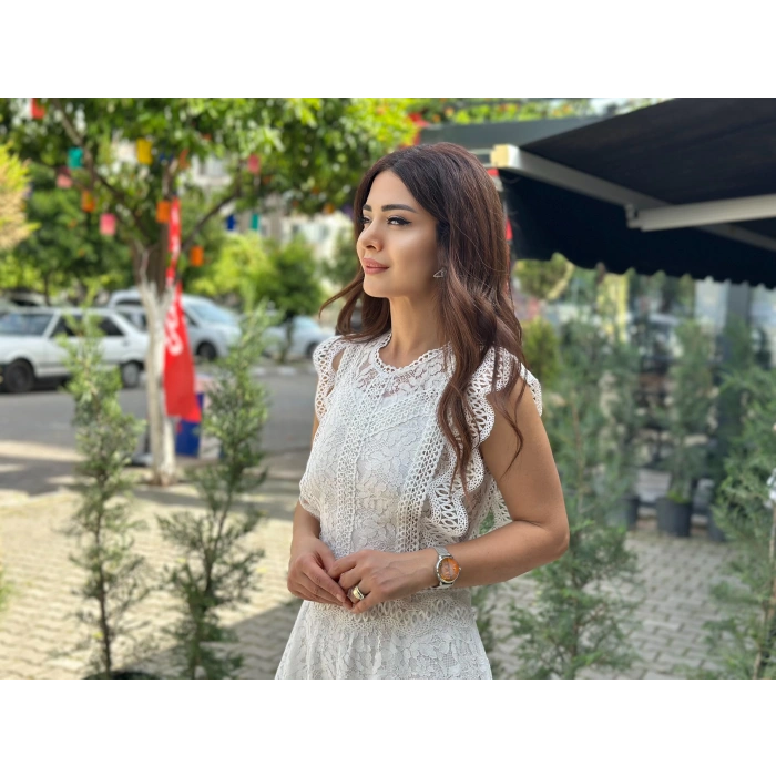 GÜPÜR DETAYLI ELBİSE