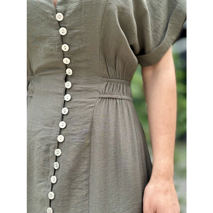 HAKİ ÖNÜ DÜĞME DETAY ELBİSE