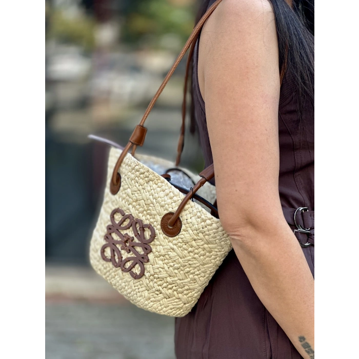 HASIR DERİ ASKILI İTHAL ÇANTA